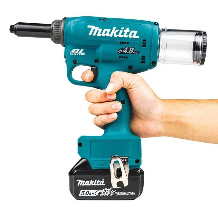 Makita 18V LXT Lithium-Ion Brushless 3/16in Cordless Rivet Tool Kit (5.0Ah), large image number 13