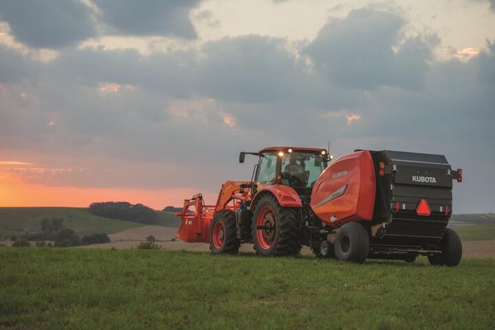 Kubota 4'X6' Net/Twine Hay Baler, large image number 3