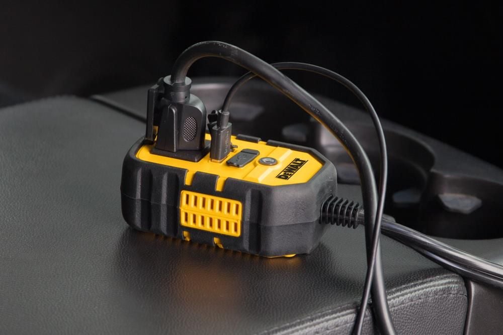 DEWALT 140 Watt Power Inverter, large image number 2