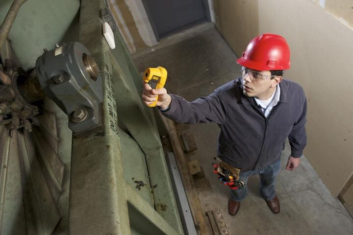 Fluke Digital Temperature Meter, large image number 5