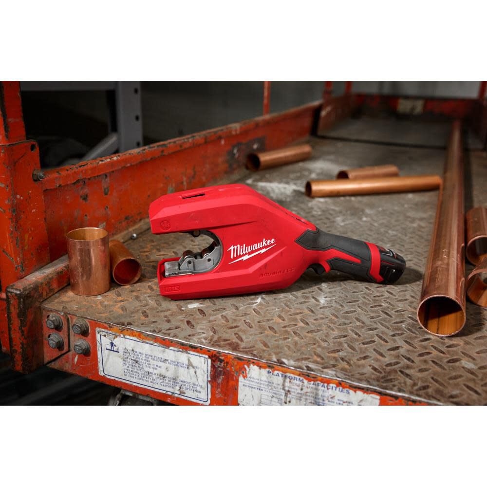 Cordless tubing cutter outlet