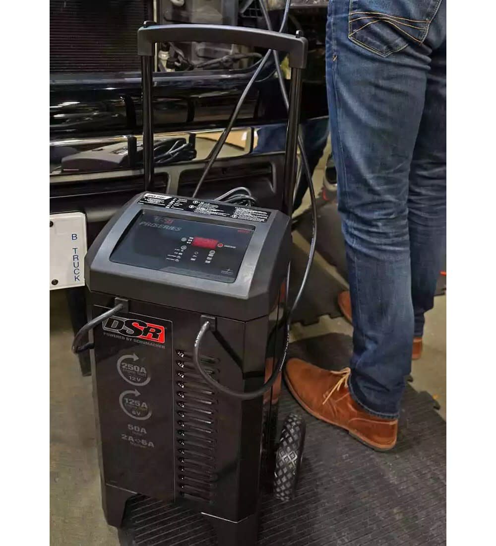 Schumacher Electric ProSeries 225/50/6A 6/12V Battery Charger, large image number 6