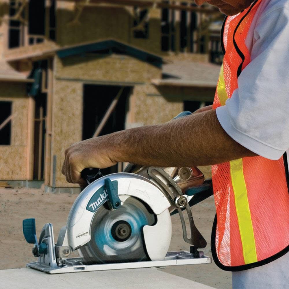 Makita 5377mg magnesium hypoid saw top