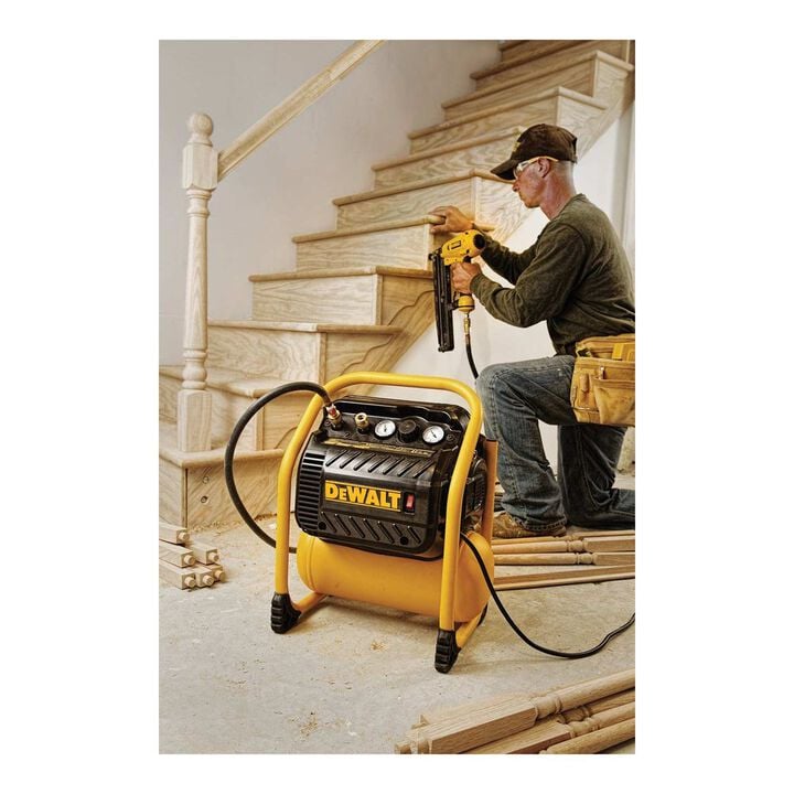 DEWALT 200 PSI Ultimate Trim Compressor, large image number 4