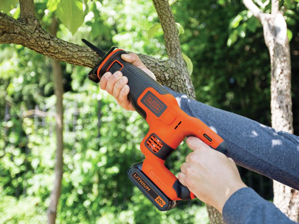 Black and Decker 20V MAX Reciprocating Saw Lithium Cordless Kit
