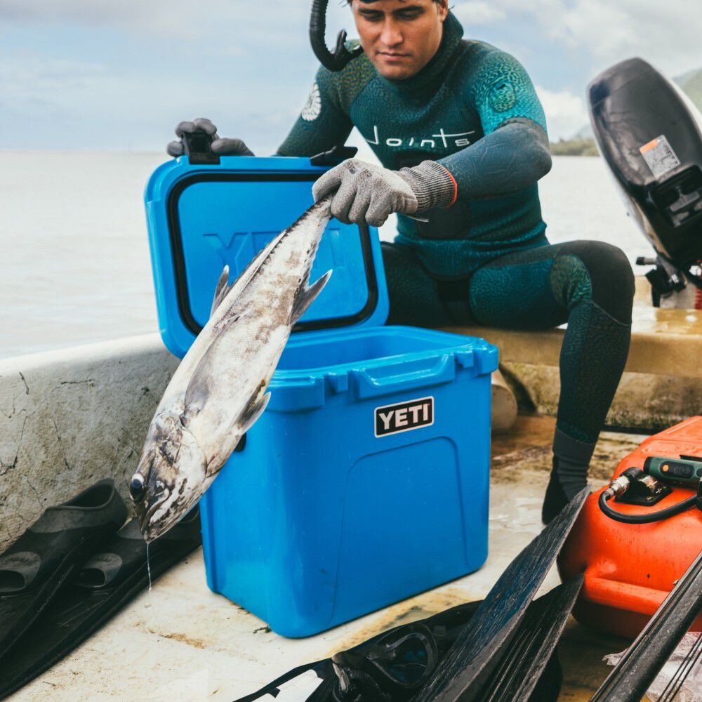YETI Promotional Roadie 24 Big Wave Blue Permafrost Insulation Hard Cooler, large image number 10