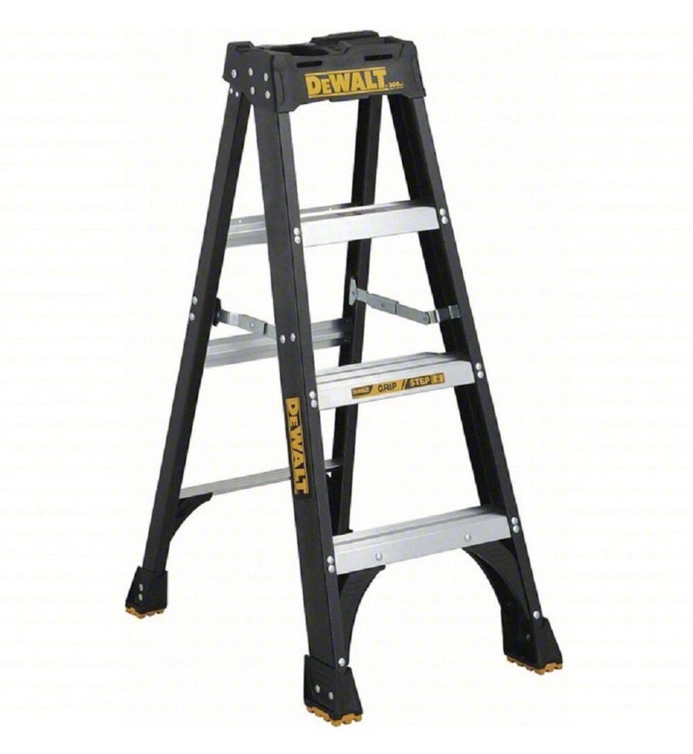 DEWALT Stepladder Type IA 300lb Rated FG 4′ – DXL3010-04