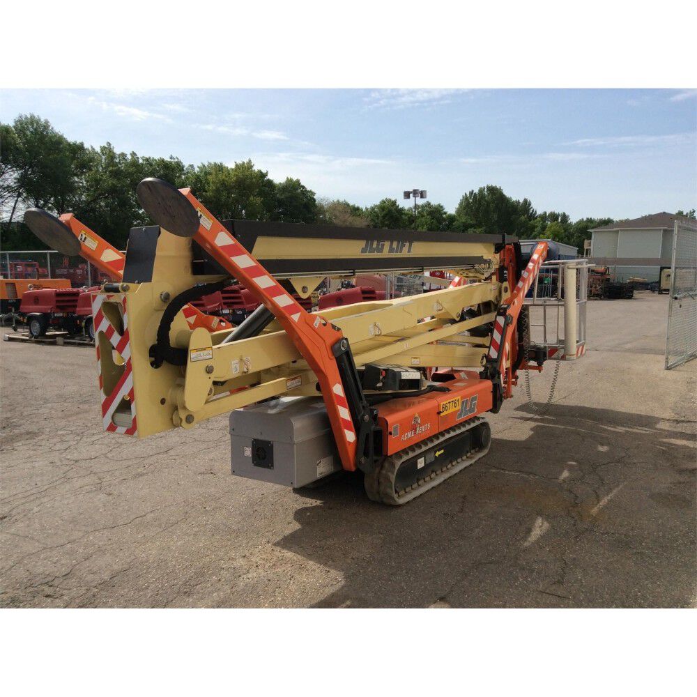 JLG X700AJ 70ft Tracked Articulating Boom Lift Used 2012 X700AJ
