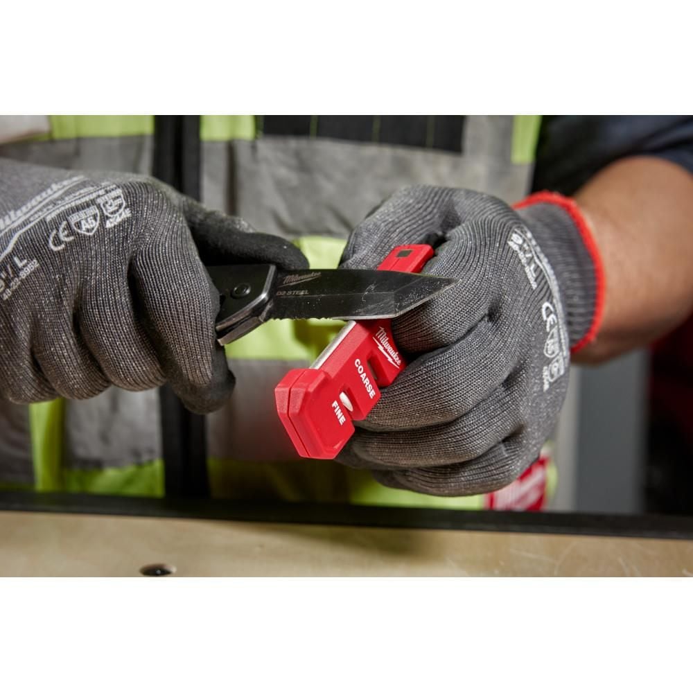 Milwaukee Compact Knife Sharpener, large image number 8