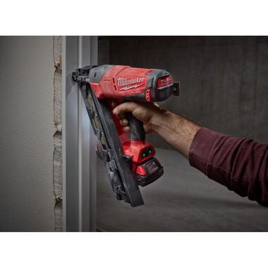 Milwaukee M18 FUEL 15ga Finish Nailer (Bare Tool) Reconditioned, large image number 2