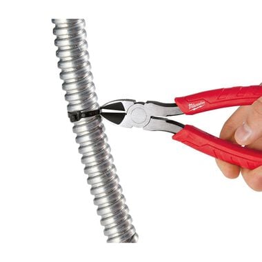 Milwaukee 7 in. Diagonal Cutting Pliers, large image number 2