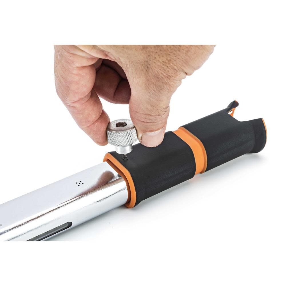 GEARWRENCH 3/8in 120XP E Spec Electronic Torque Wrench 14