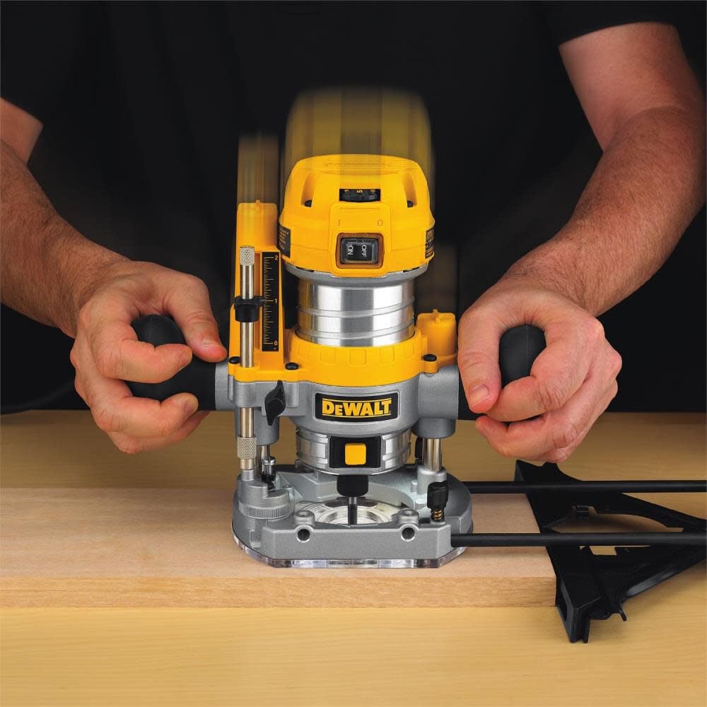 DEWALT DWP611PK - 1.25 Peak HP Compact Router Combo Kit & Dust Collection Adapter for Fixed Base Bundle, large image number 6
