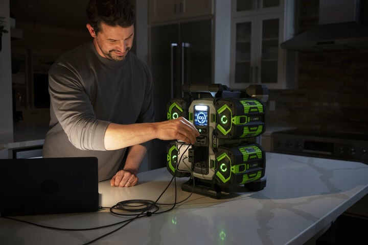 EGO NEXUS 1400W Portable Power Station Kit Includes Two 6 Ah Batteries, large image number 6