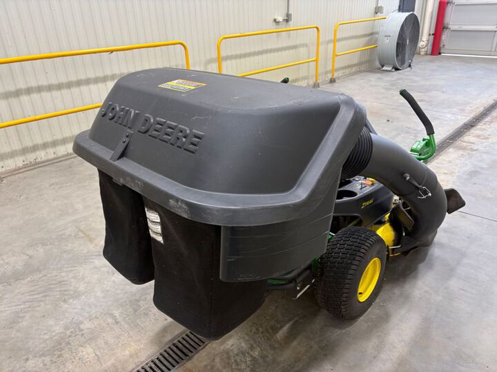 John Deere Z345R ZTrak 42 Inch 22HP Zero-Turn Mower Used 2018, large image number 5