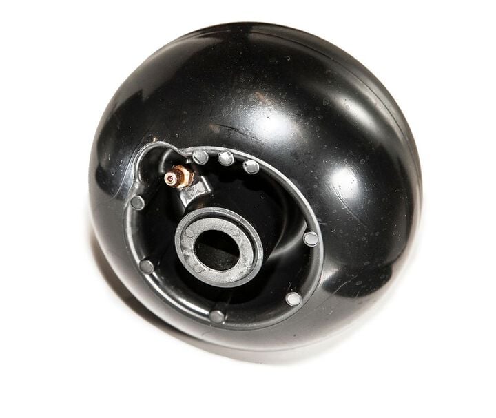 Kubota Parts Greaseable Anti-Scalp Roller for Mower Deck