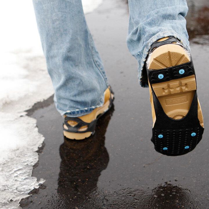 Due North All Purpose Over the Shoe Slip Resistant Footwear Traction Aid with Grip Carbide Spikes Bi-Directional Tread Medium, large image number 5