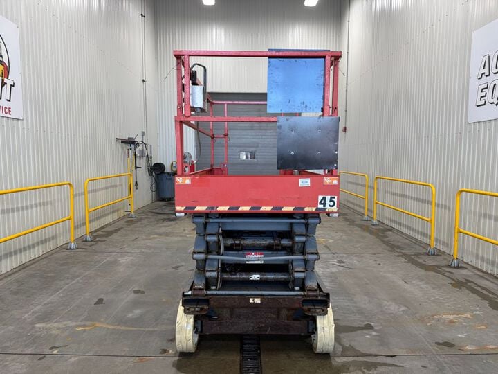 Skyjack SJIII4632 32 Ft Electric Slab Scissor Lift Used 2016, large image number 5
