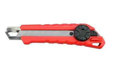 Milwaukee 18 mm Snap-Off Knife, large image number 6