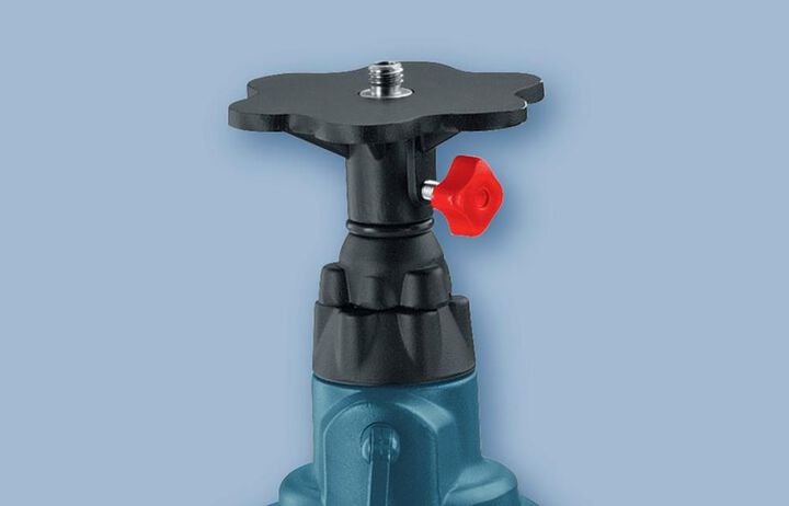 Bosch 110 Inch Heavy-Duty Aluminum Elevator Tripod, large image number 3