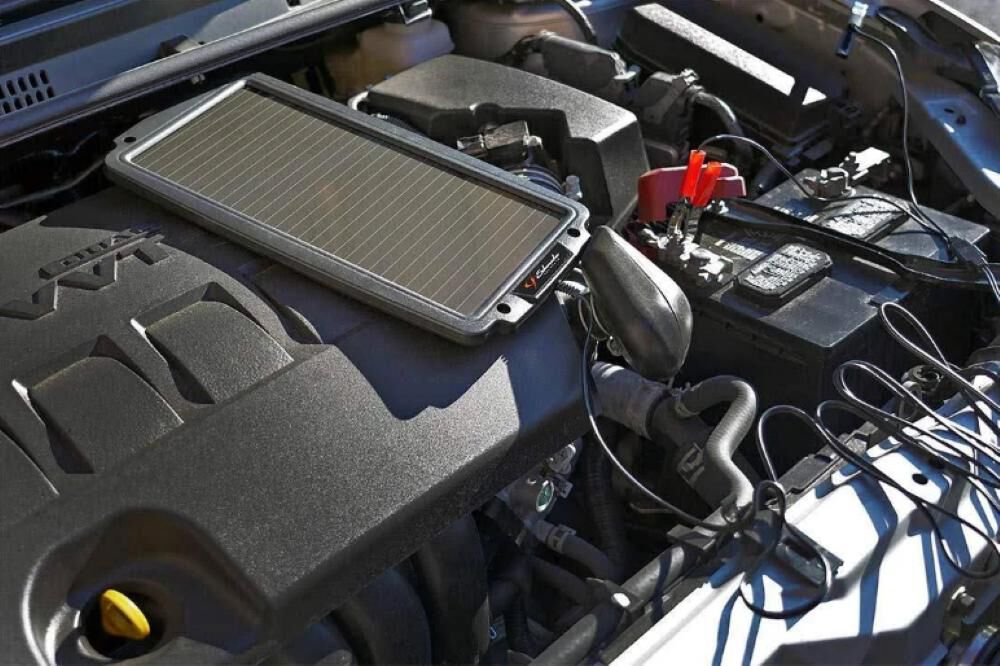 Schumacher Electric Solar Battery Maintainer 2.4W SP-200 - Acme Tools