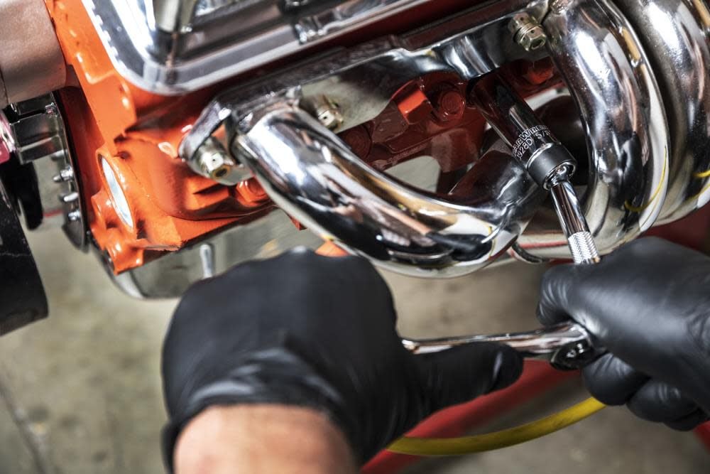 GEARWRENCH 3/8in Drive 6 Point Swivel Spark Plug Socket Set