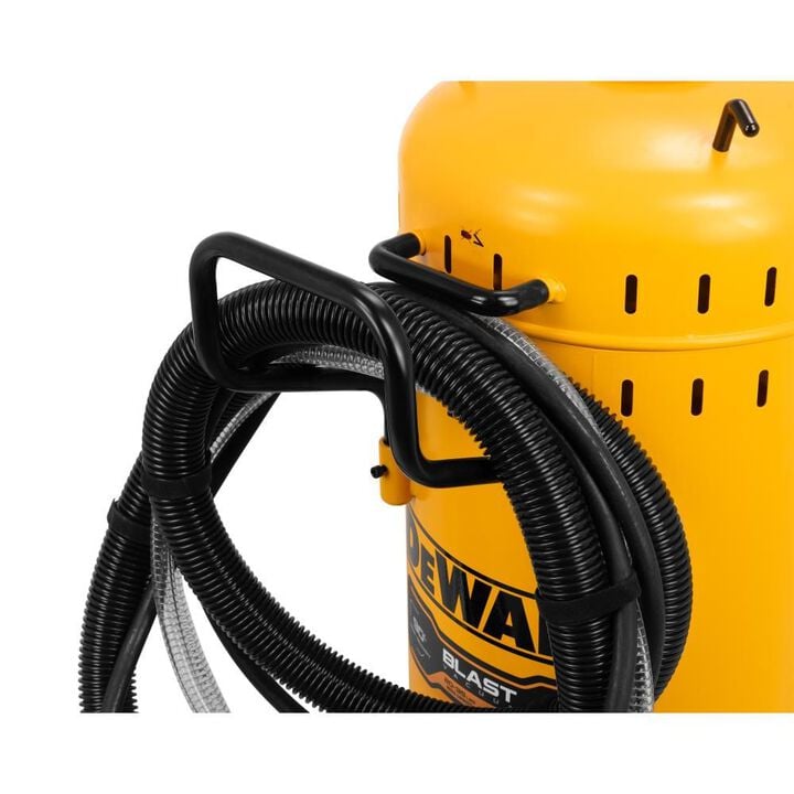 DEWALT Portable Abrasive BlastVac, large image number 10