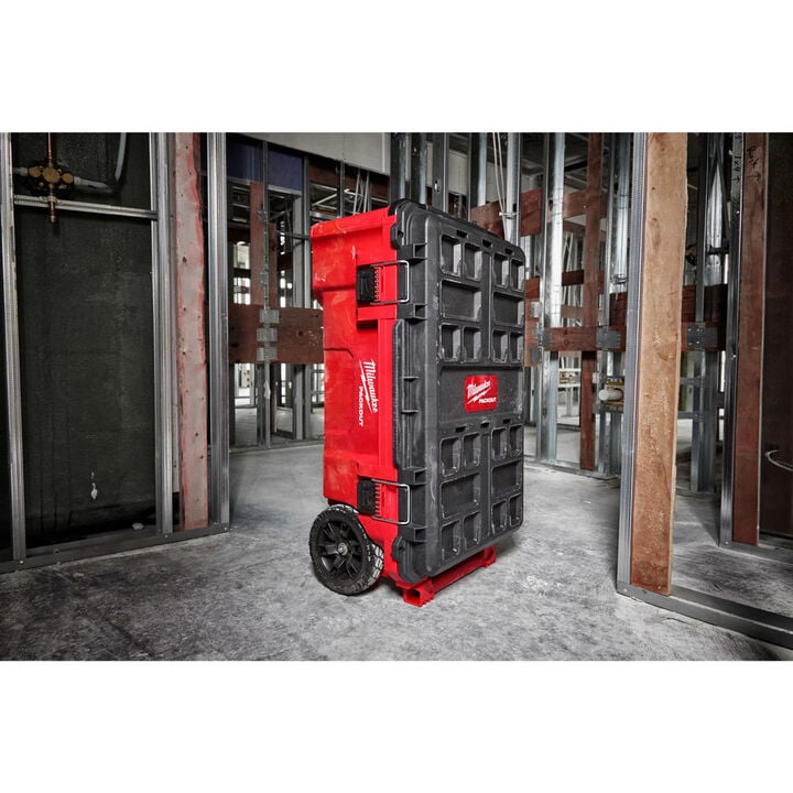 Milwaukee PACKOUT Rolling Tool Chest, large image number 13