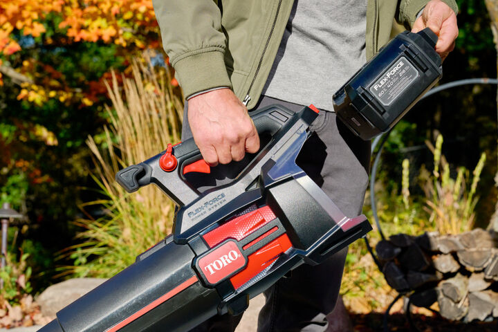 Toro Flex-Force 60V Max 60V 4Ah Lithium Ion Power Tool Battery Pack with Fuel Indicator, large image number 2