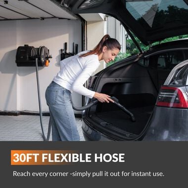 Giraffe Tools 32 Cfm Corded Retractable Vacuum Cleaner without Remote Control