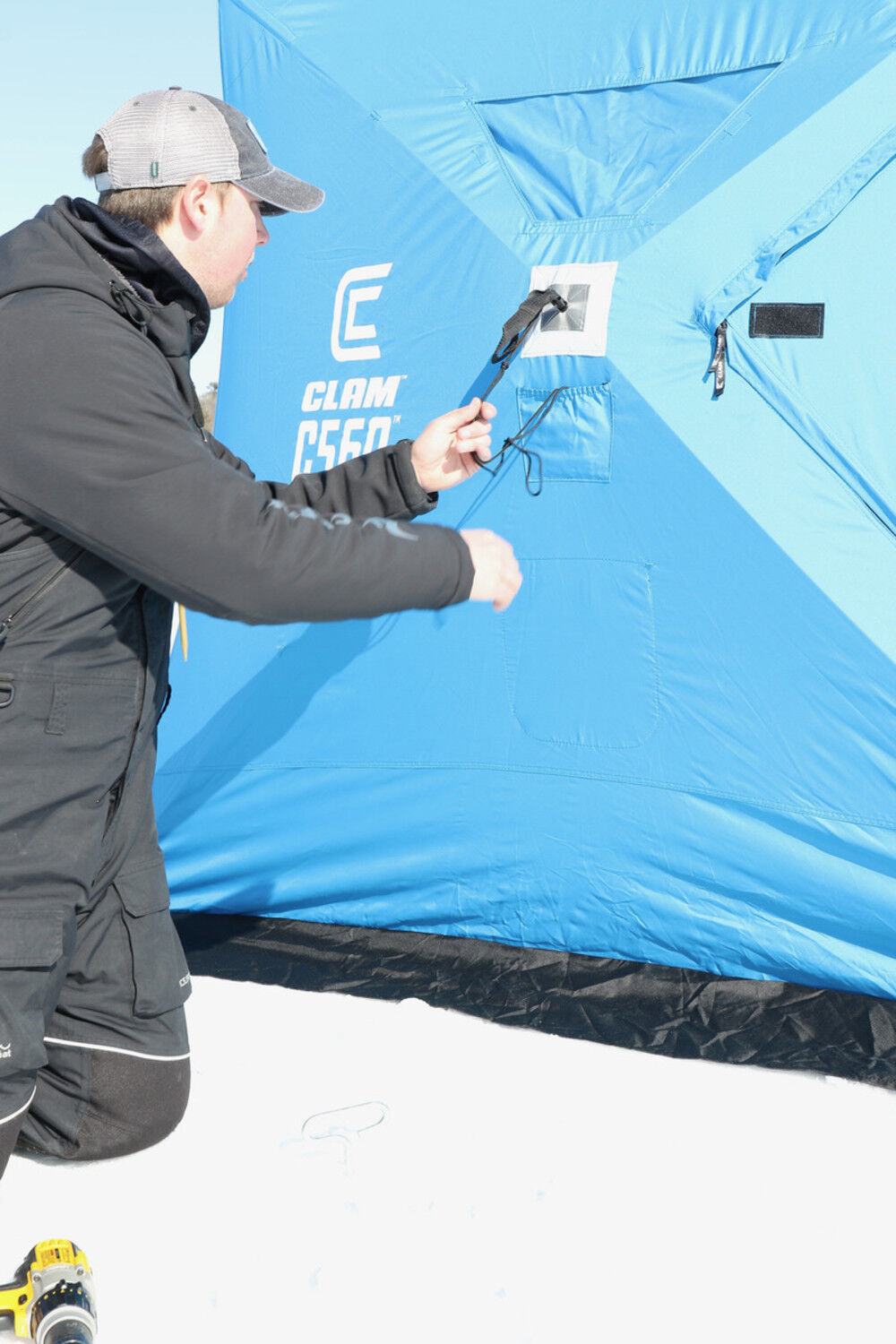 Clam Outdoors C 560 Thermal Hub Shelter 114477 Acme Tools