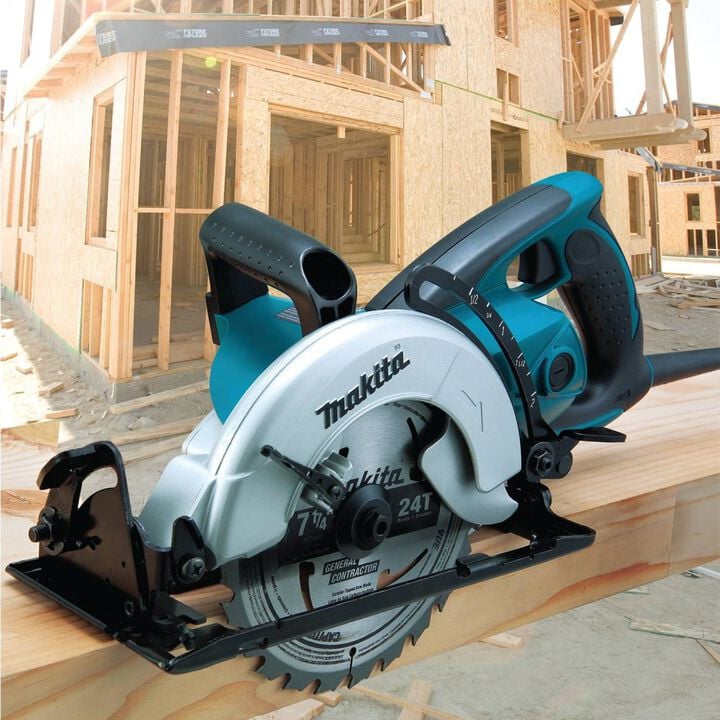 Makita 7 1/4in Corded Hypoid Circular Saw, large image number 1