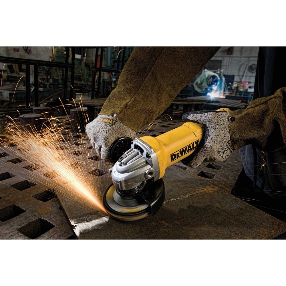DEWALT 4 1/2in X 7/8in 80G T29 XP Ceramic Flap Disc, large image number 6