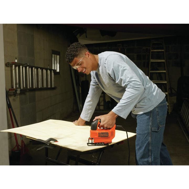 Black and Decker 4.5 Amp Jig Saw (BDEJS300C), large image number 13