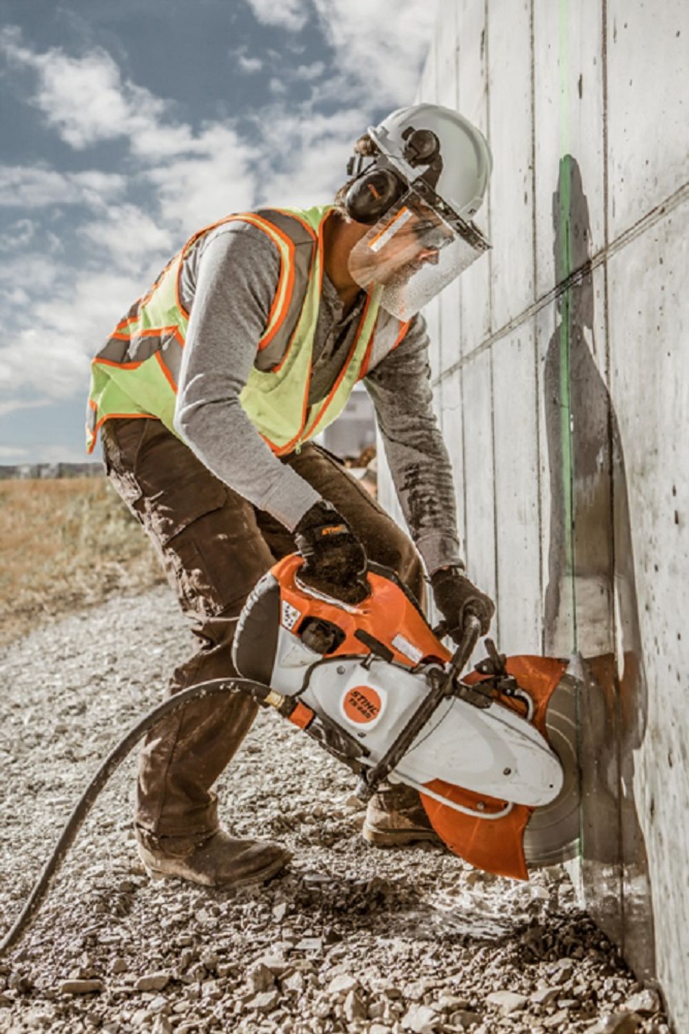 Stihl TS 440 Cutquik 14 Inch Saw Gas Powered with Quickstop Wheel Brake Technology, large image number 2