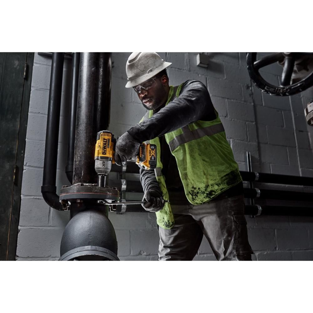 DEWALT 20V MAX XR 1/2in High Torque Impact Wrench with Hog Ring Anvil Kit, large image number 6