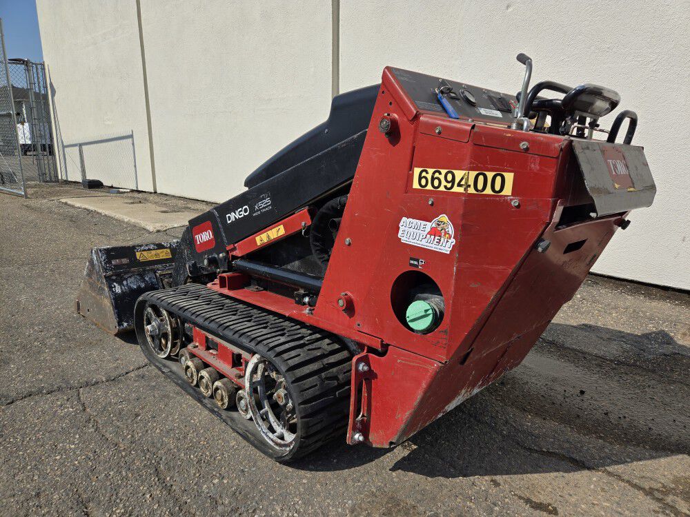 Toro Dingo TX 525W 553 Lbs 24HP Diesel-Powered Wide Track