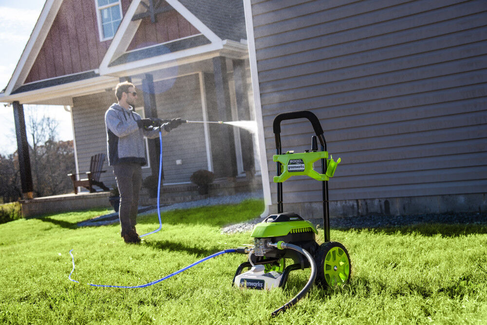 Greenworks 2000 PSI 1.2 GPM Electric Cold Water Pressure Washer with 4 Spray Nozzles, large image number 9