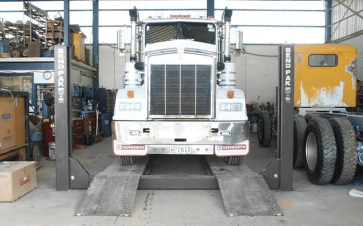 Bendpak HDS-27 Heavy Duty Truck Lift Extended Ramps 27000 lbs Capacity, large image number 3