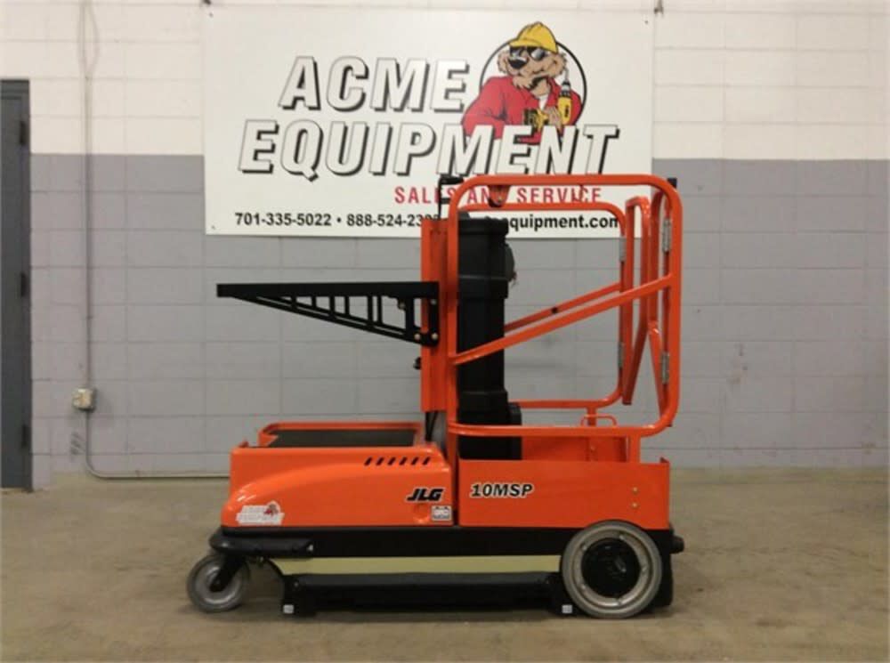 JLG Drivable Stock Picker - 10 Ft., large image number 2