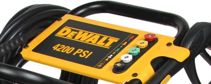 DEWALT 4200 PSI 4.0 GPM Gas Powered Cold Water Commercial Pressure Washer with 5 Quick Connect Spray Nozzles, large image number 4