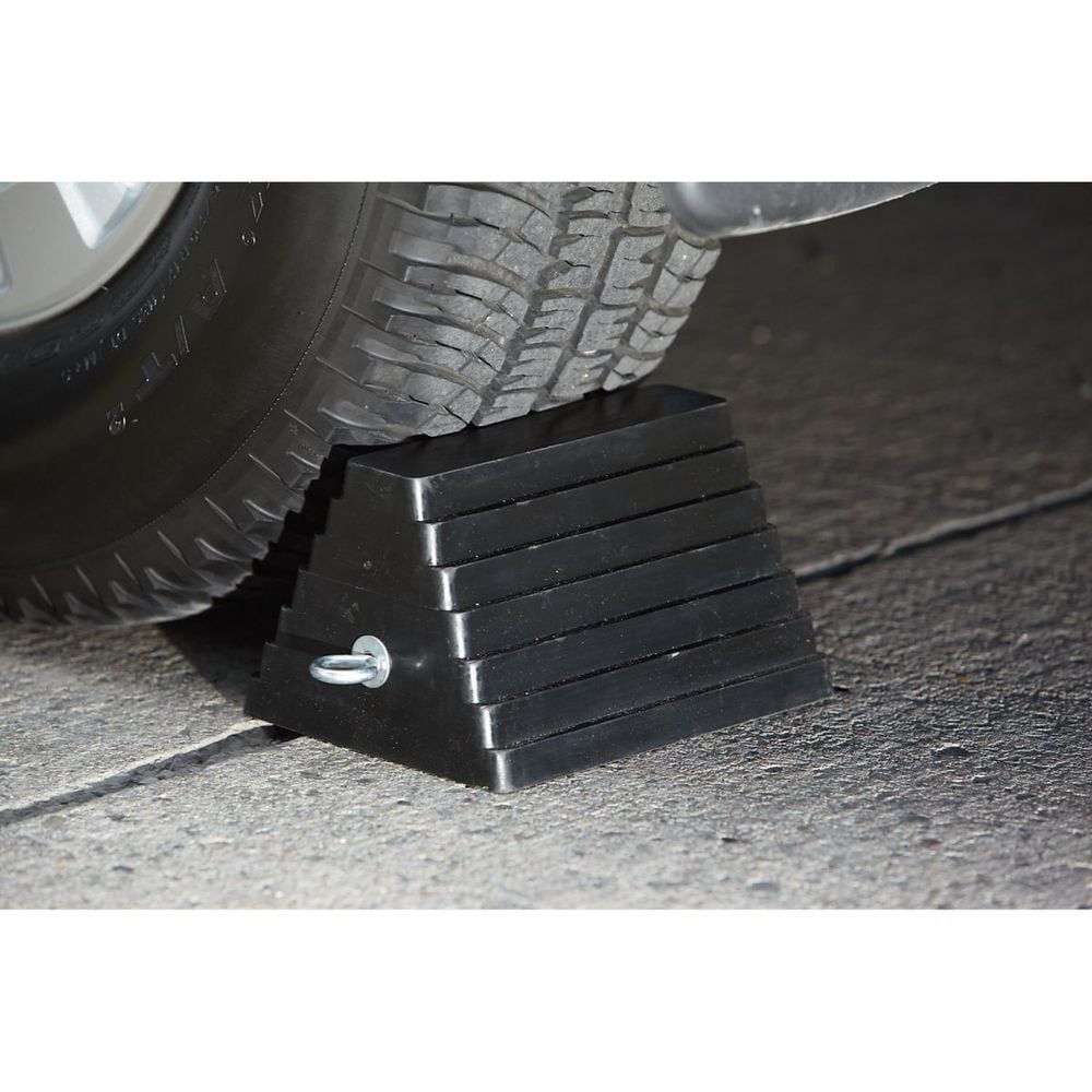 BluBird Rubber Pyramid Wheel Chock with Eye-Bolt, large image number 3