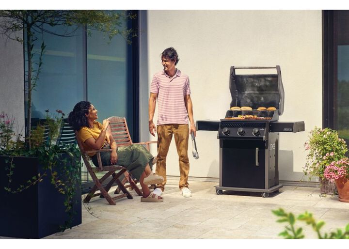 Napoleon Rogue 425 Propane Gas Grill 42000 BTU Black, large image number 7