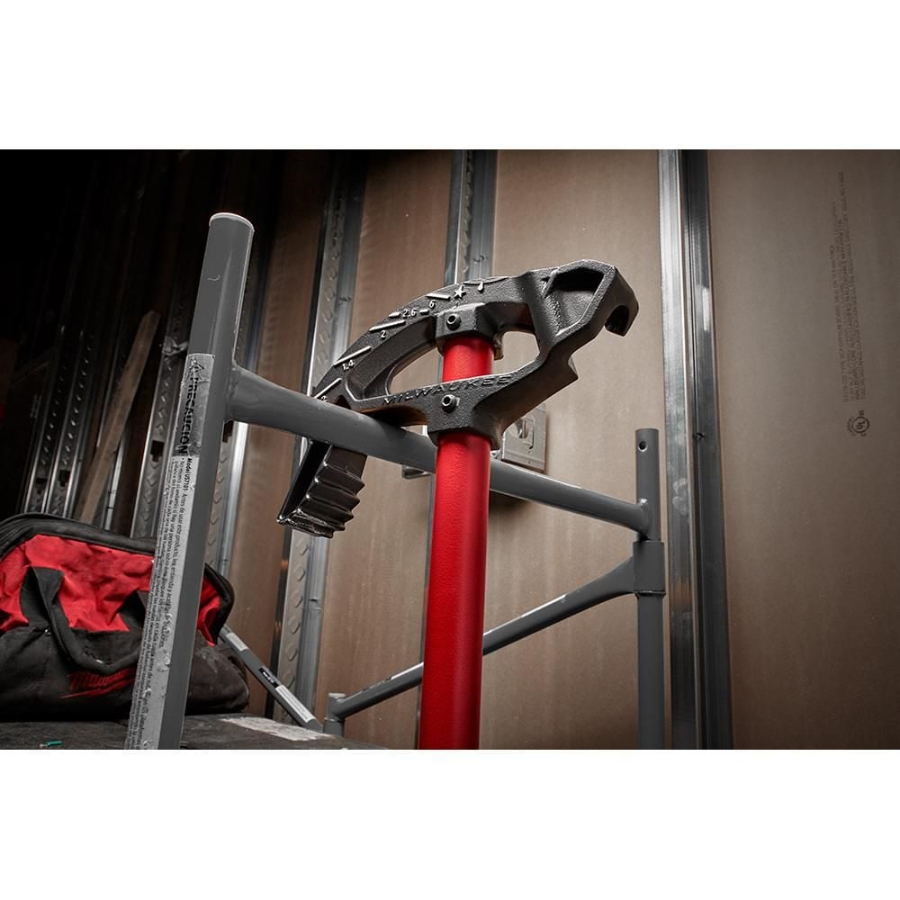 Milwaukee 3/4 in. Iron Conduit Bender, large image number 5