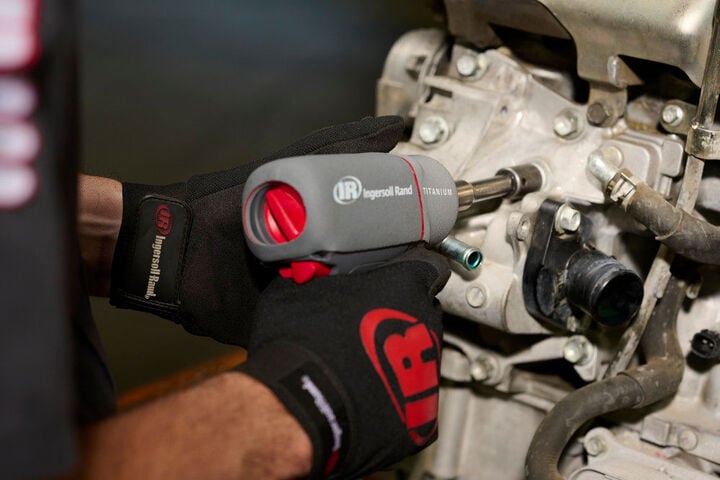 Ingersoll Rand 3/8 Inch Quiet Air Impact Wrench 300 Ft-Lb Pistol, large image number 3