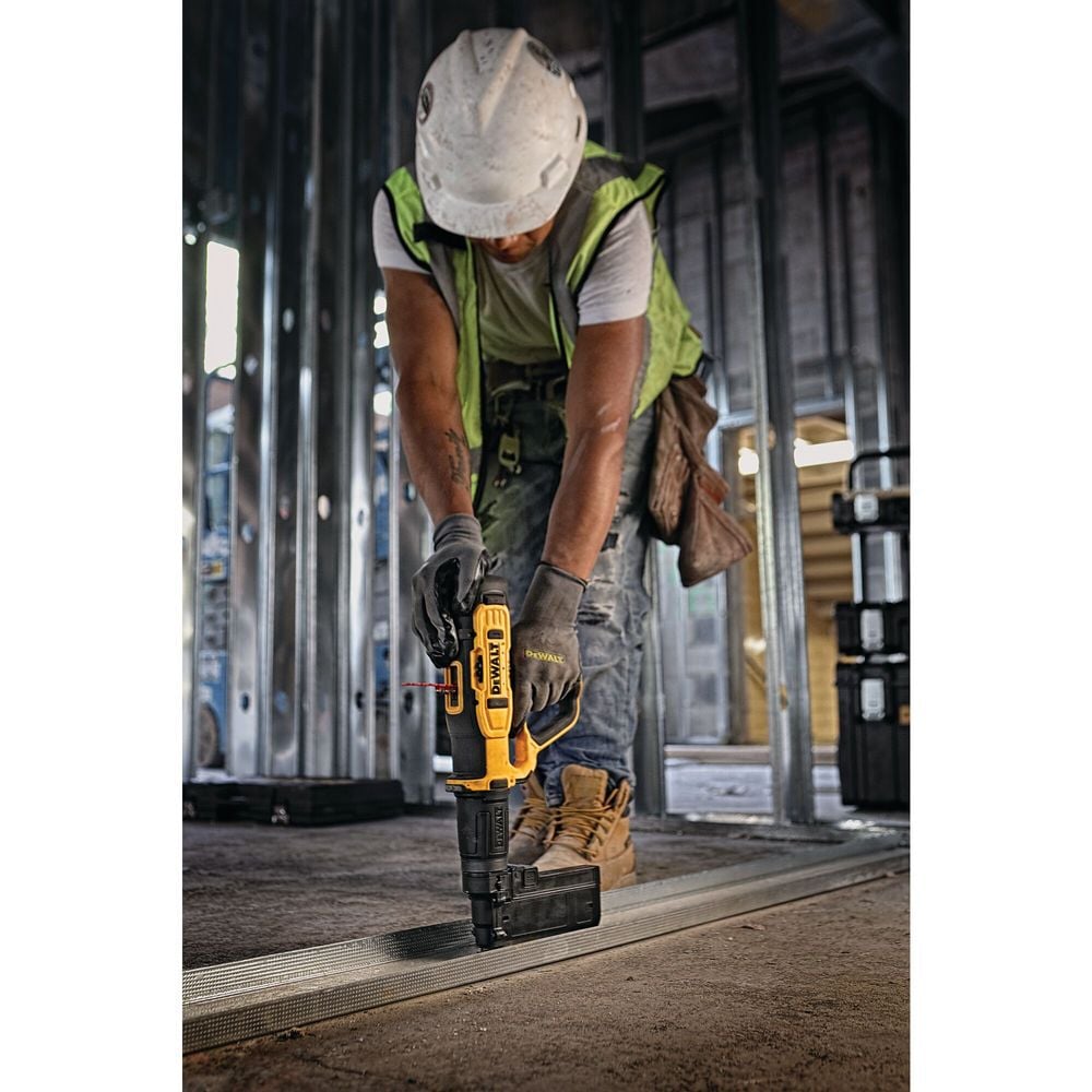 DEWALT Fully-Automatic .27 Caliber Powder-Actuated Tool Kit, large image number 6