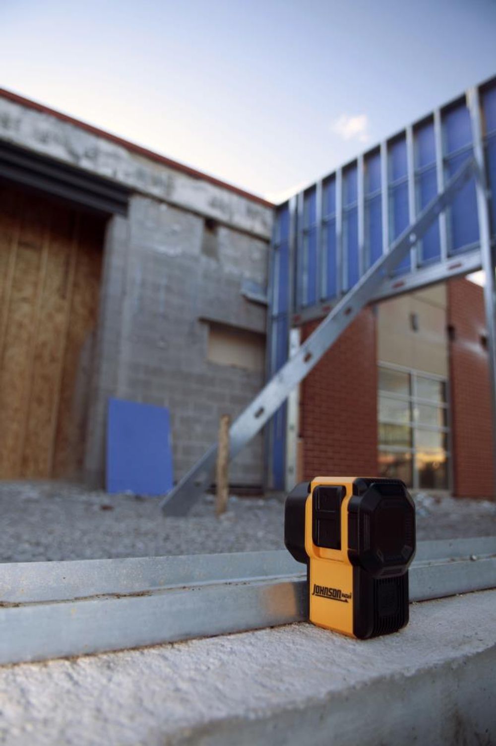Johnson Level Self-Leveling 3 Dot Laser, large image number 2