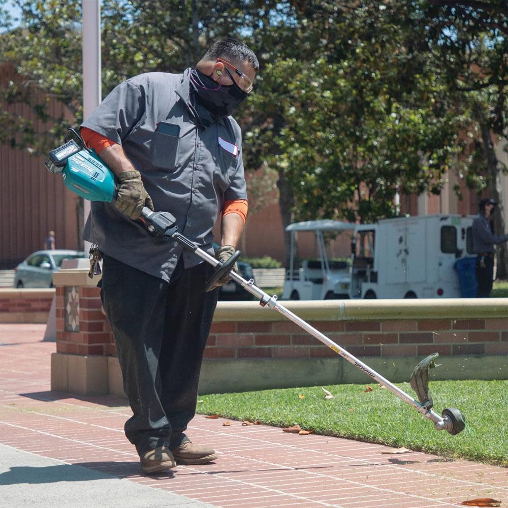 Makita battery powered best sale trimmer