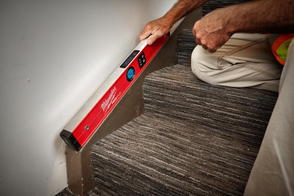 Milwaukee 24 in. REDSTICK Digital Level with PINPOINT Measurement Technology, large image number 4
