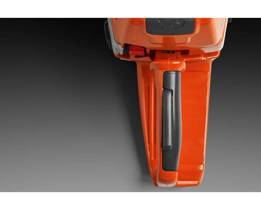 Husqvarna 572 XP 24 Inch and C83 Chain 5.8HP Gas-Powered Lightweight Chainsaw, large image number 17